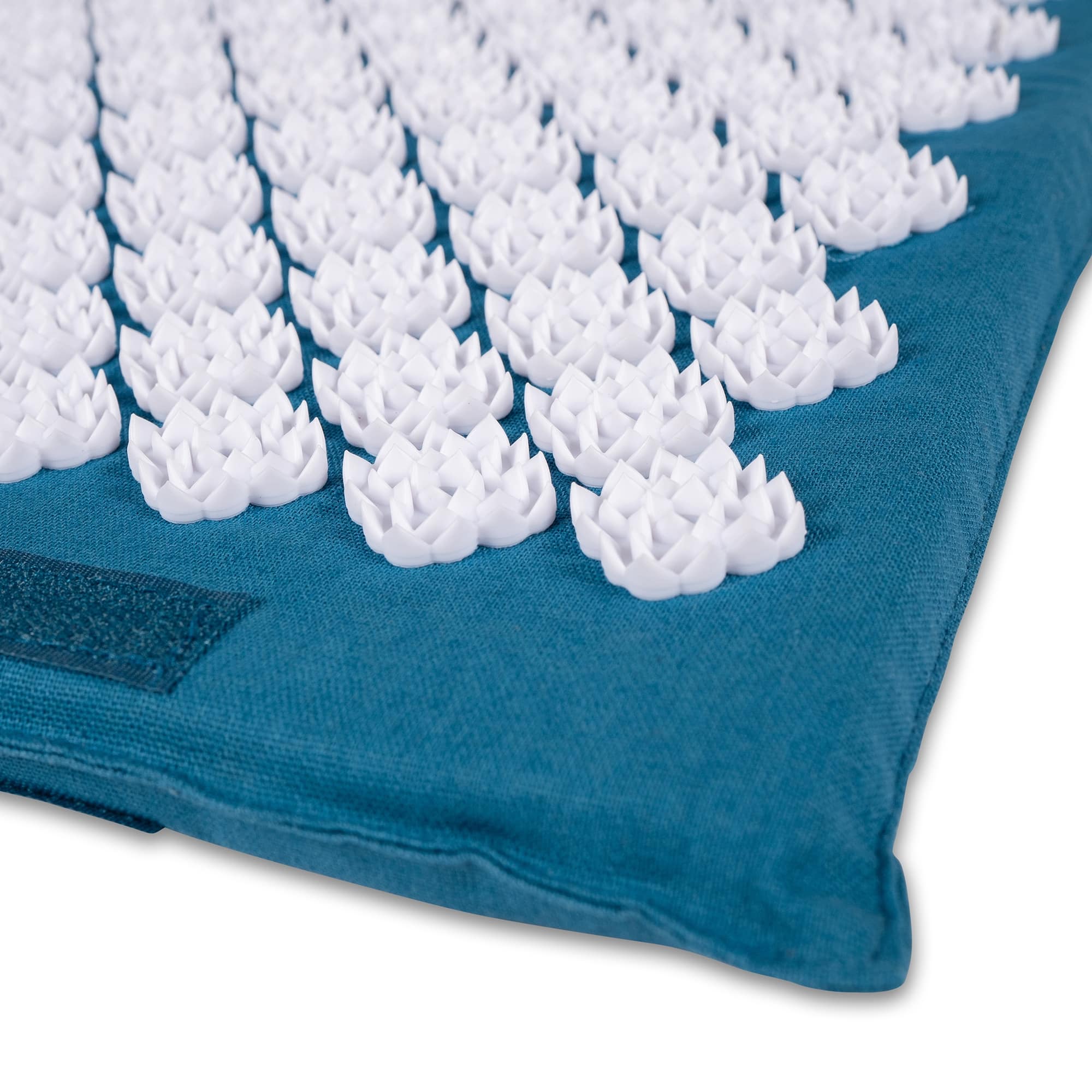 Kanjo Acupressure Foot Mat Sapphire / White Cotton-Linen Fabric / Memory Foam / Plastic 14 X 16 Inch